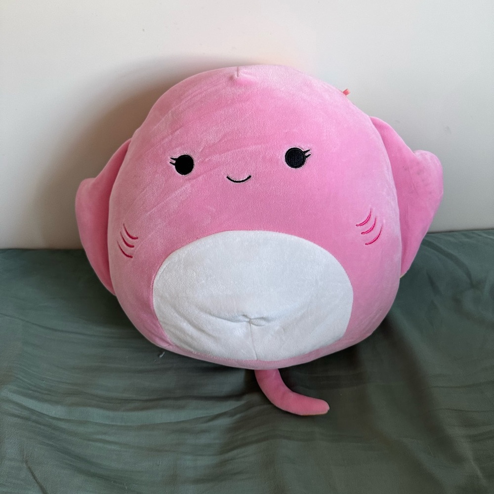 Saxa the pink rainbow spotted stingray squishmallow 12”